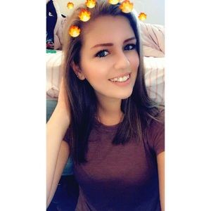 Meet your Posher, Ally